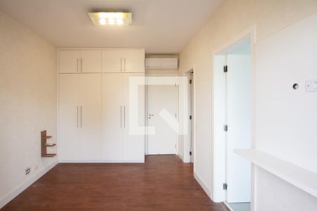 Apartamento para alugar com 151m², 2 quartos e 2 vagasSuíte