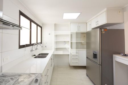Apartamento para alugar com 151m², 2 quartos e 2 vagasCozinha
