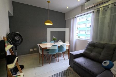 Sala de apartamento para alugar com 1 quarto, 47m² em Boqueirão, Santos