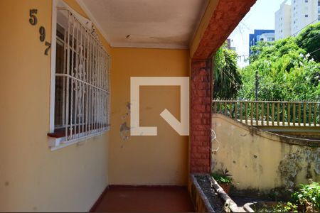 Casa à venda com 248m², 4 quartos e 2 vagasEntrada