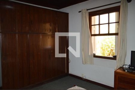 Casa à venda com 248m², 4 quartos e 2 vagasQuarto 2