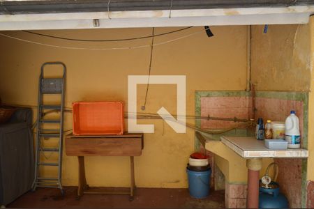 Casa à venda com 248m², 4 quartos e 2 vagasÁrea de Serviço