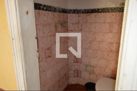 Casa à venda com 248m², 4 quartos e 2 vagasBanheiro da Area de Servi;o