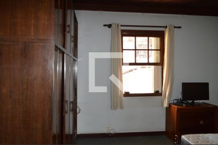 Casa à venda com 248m², 4 quartos e 2 vagasQuarto 2