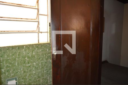 Casa à venda com 248m², 4 quartos e 2 vagasBanheiro