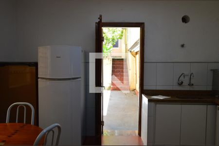 Casa à venda com 248m², 4 quartos e 2 vagasCozinha