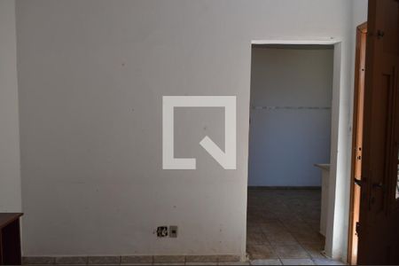 Casa à venda com 248m², 4 quartos e 2 vagasSala Edicula