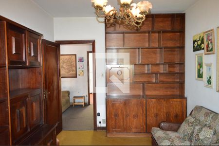 Sala de casa à venda com 4 quartos, 248m² em Ipiranga, São Paulo