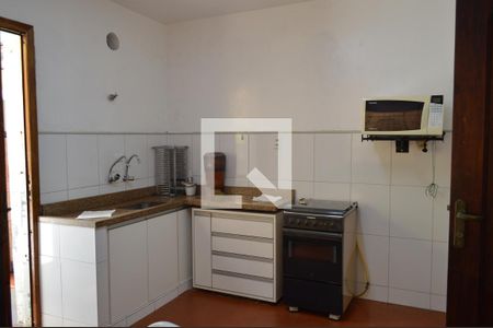 Casa à venda com 248m², 4 quartos e 2 vagasCozinha