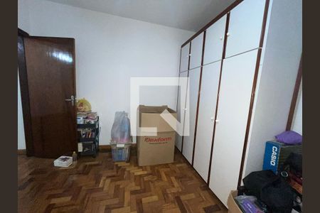 Casa à venda com 200m², 5 quartos e 2 vagasQuarto 5