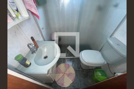 Casa à venda com 200m², 5 quartos e 2 vagasBanheiro da Suíte