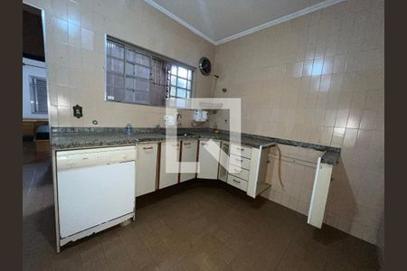 Casa à venda com 200m², 5 quartos e 2 vagasCozinha 3