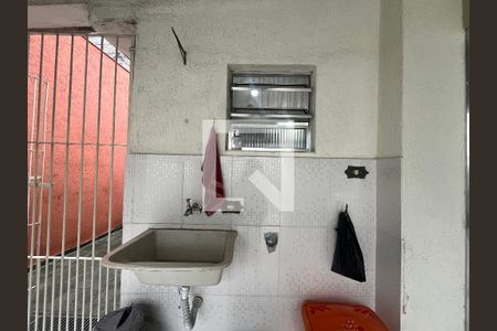 Casa à venda com 200m², 5 quartos e 2 vagasÁrea de Serviço 1