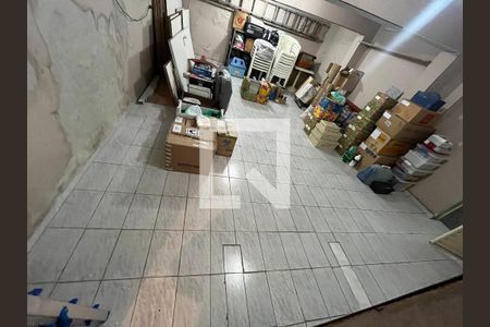 Casa à venda com 200m², 5 quartos e 2 vagasPorão 