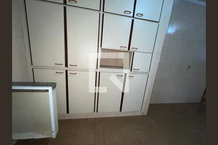 Casa à venda com 200m², 5 quartos e 2 vagasCozinha 3