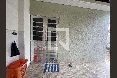 Casa à venda com 200m², 5 quartos e 2 vagasÁrea de Serviço 1