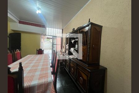 Casa à venda com 200m², 5 quartos e 2 vagasÁrea comum - Churrasqueira