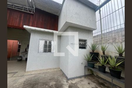 Casa à venda com 200m², 5 quartos e 2 vagasÁrea de Serviço 1