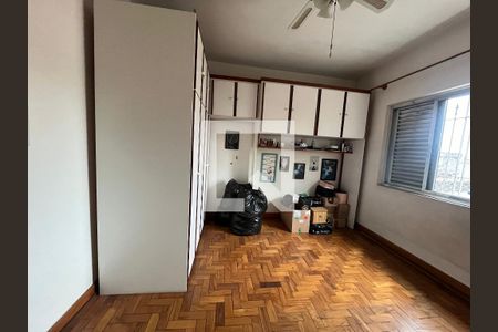 Casa à venda com 200m², 5 quartos e 2 vagasQuarto 3
