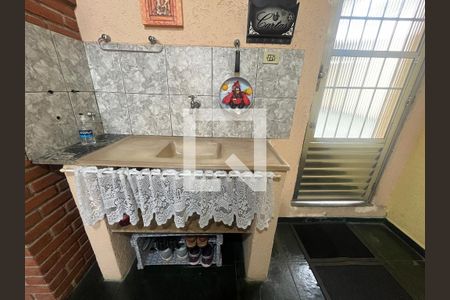 Casa à venda com 200m², 5 quartos e 2 vagasÁrea comum - Churrasqueira