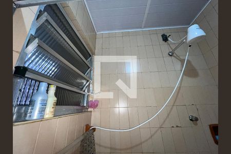 Casa à venda com 200m², 5 quartos e 2 vagasBanheiro 4