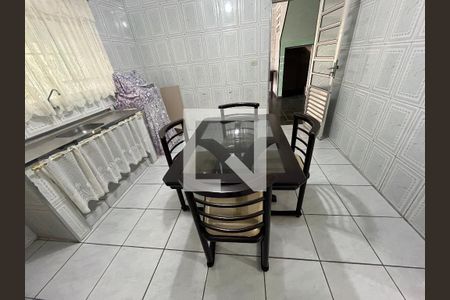 Casa à venda com 200m², 5 quartos e 2 vagasCozinha 2