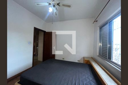 Casa à venda com 200m², 5 quartos e 2 vagasQuarto 4