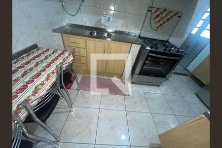 Casa à venda com 200m², 5 quartos e 2 vagasCozinha 1