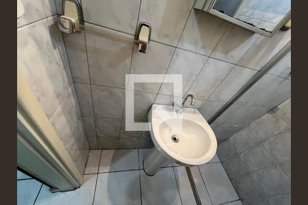 Casa à venda com 200m², 5 quartos e 2 vagasBanheiro 2