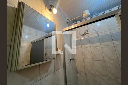 Casa à venda com 200m², 5 quartos e 2 vagasBanheiro 2