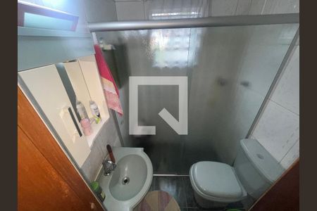 Casa à venda com 200m², 5 quartos e 2 vagasBanheiro da Suíte