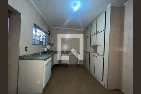 Casa à venda com 200m², 5 quartos e 2 vagasCozinha 3