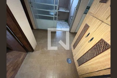 Casa à venda com 200m², 5 quartos e 2 vagasÁrea de Serviço 3