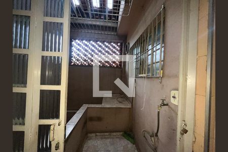 Casa à venda com 200m², 5 quartos e 2 vagasÁrea de Serviço 3