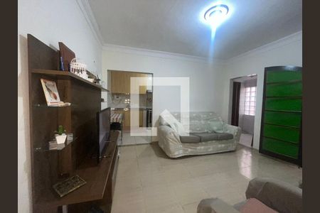 Sala 1 de casa à venda com 5 quartos, 200m² em Burgo Paulista, São Paulo