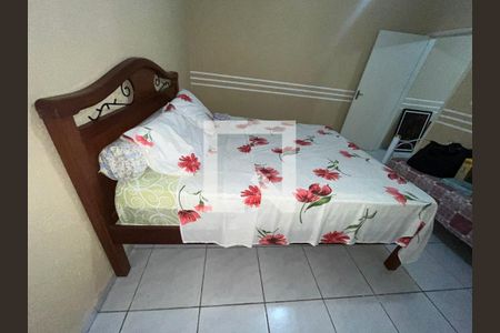 Casa à venda com 200m², 5 quartos e 2 vagasQuarto 2