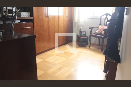 Apartamento para alugar com 148m², 4 quartos e 2 vagasQuarto 5