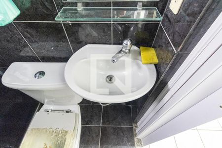 Banheiro do 2° andar de casa para alugar com 3 quartos, 140m² em Campo Grande, Rio de Janeiro
