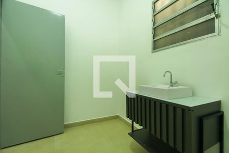 Casa à venda com 140m², 3 quartos e 3 vagas Casa à venda com 140m², 3 quartos e 3 vagasBanheiro