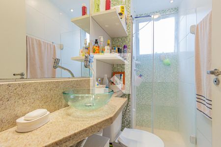 Banheiro de apartamento para alugar com 2 quartos, 41m² em Jardim Boa Vista (zona Oeste), Osasco