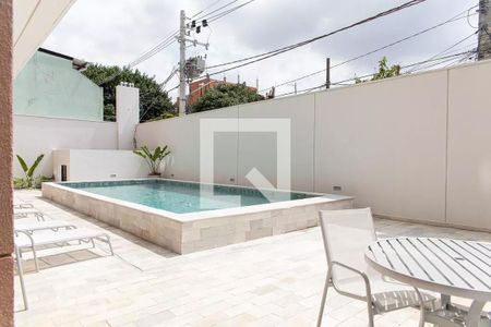 Apartamento à venda com 26m², 1 quarto e sem vaga Apartamento à venda com 26m², 1 quarto e sem vagaÁrea comum - Piscina