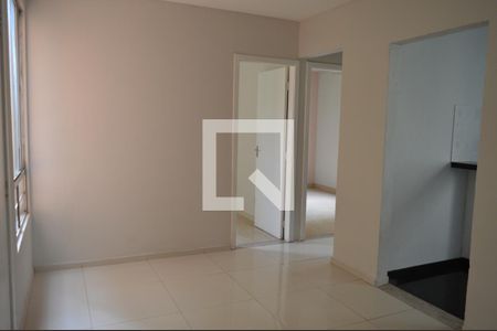 Sala de apartamento para alugar com 2 quartos, 500m² em Tropical, Contagem