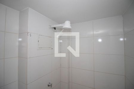 Banheiro de kitnet/studio à venda com 1 quarto, 30m² em Qr 312, Brasília