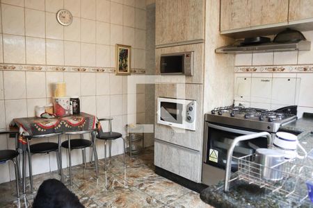 Casa à venda com 110m², 3 quartos e 2 vagasCozinha