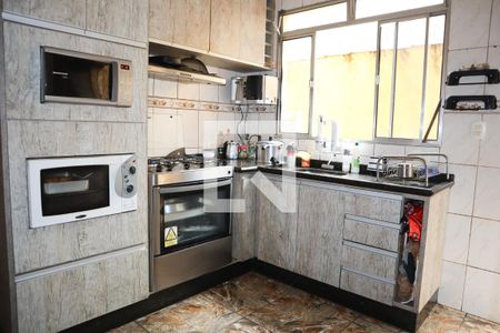 Casa à venda com 110m², 3 quartos e 2 vagasCozinha