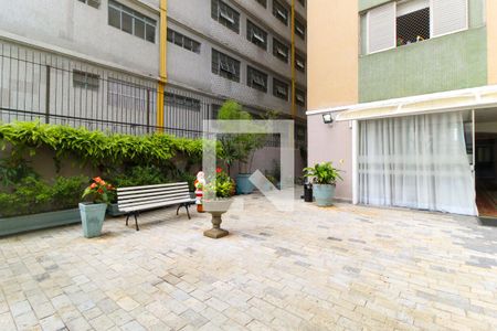 Apartamento à venda com 125m², 3 quartos e 1 vaga Apartamento à venda com 125m², 3 quartos e 1 vagaFachada