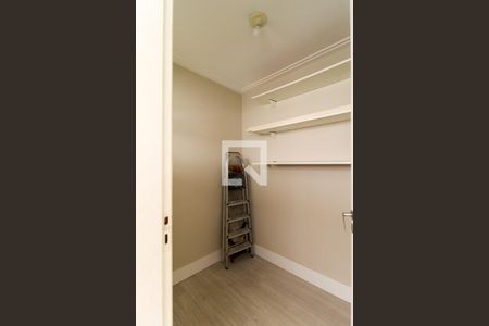 Apartamento à venda com 125m², 3 quartos e 1 vaga Apartamento à venda com 125m², 3 quartos e 1 vagaQuarto de Serviço