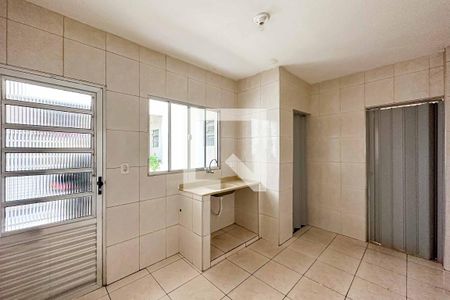 Cozinha de apartamento para alugar com 1 quarto, 40m² em Parque Peruche, São Paulo