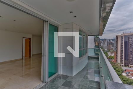 Varanda de apartamento à venda com 4 quartos, 269m² em Savassi, Belo Horizonte