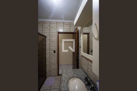Casa à venda com 270m², 4 quartos e 2 vagasBanheiro Social